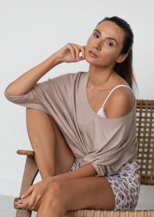 Bluzka oversizowa do jogi | Sklep internetowy SeeMe Shop