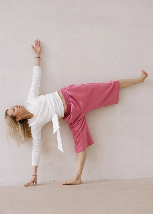 Swetrowa bluzka do jogi z kopertowym wiązaniem | Strój do jogi | Sklep internetowy SeeMe Shop