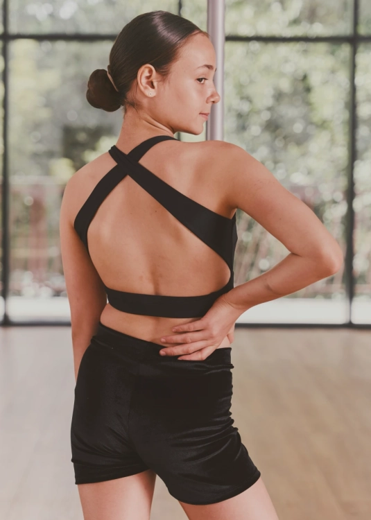Welurowe dziecięce spodenki do pole dance | Dziecięcy strój do pole dance | Sklep internetowy SeeMe Shop